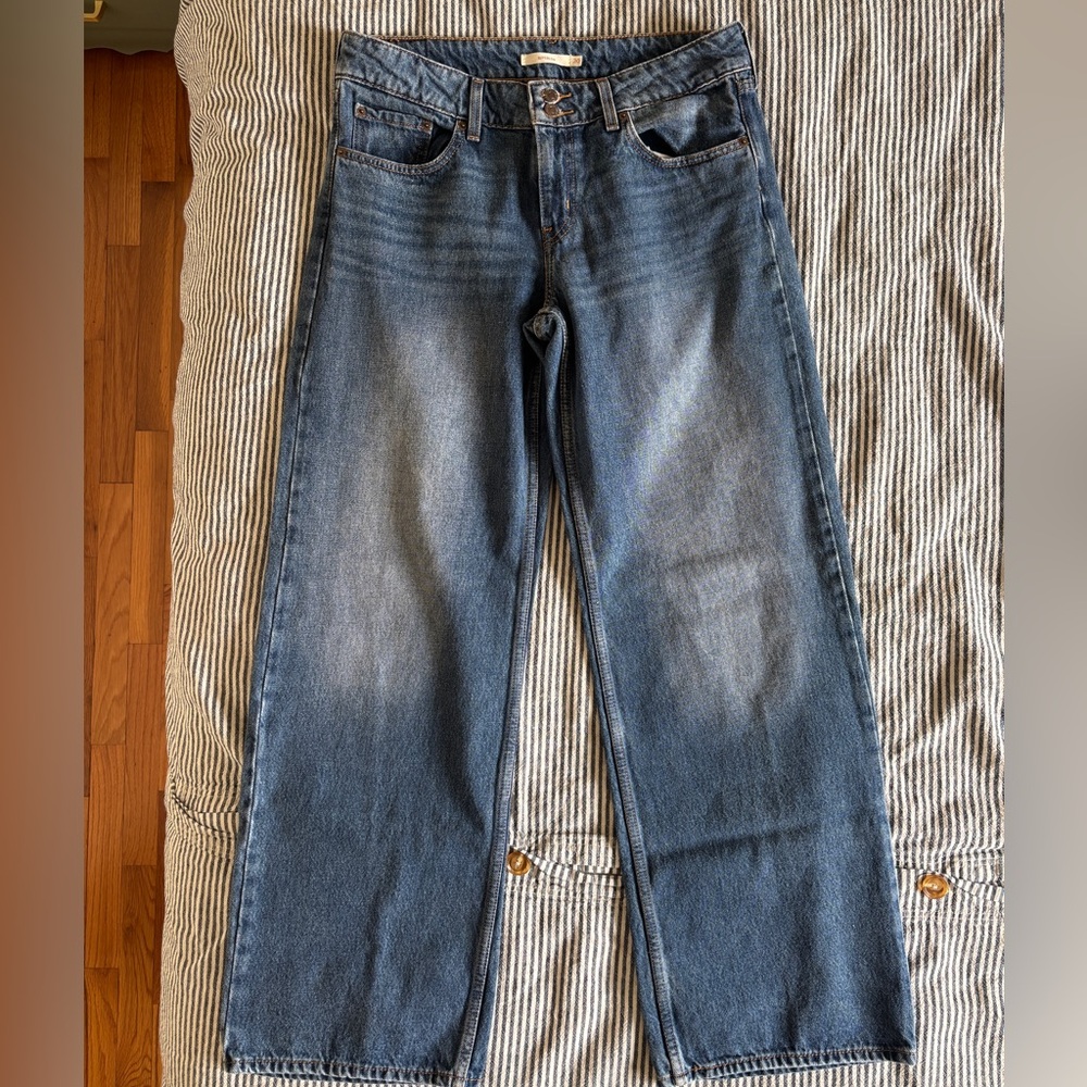 Levi's Women's Wide Leg Jeans — Super Low Rise Medium Blue Wash